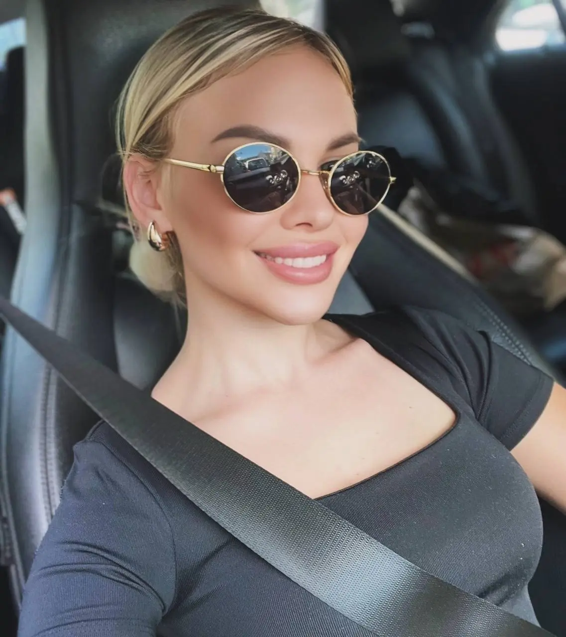 Yulia cherche femme a
