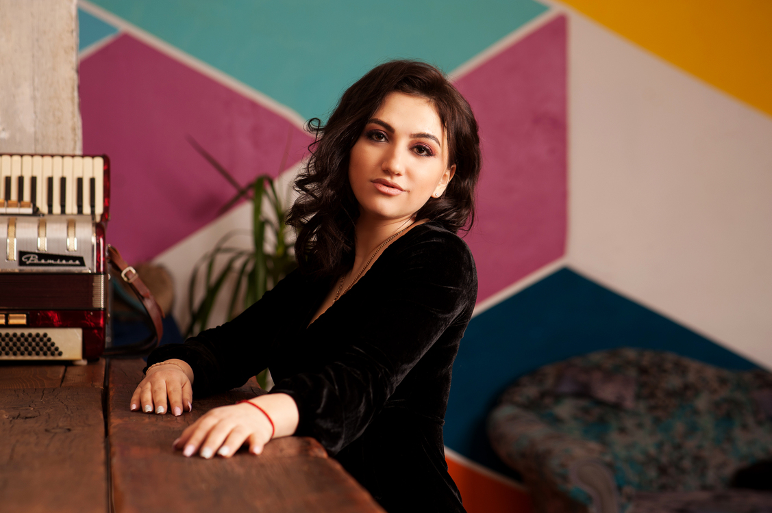Yana  rencontre femme russe a paris