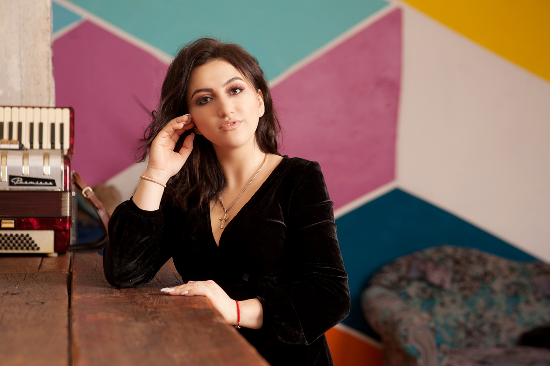 Yana  rencontre femme russe a paris